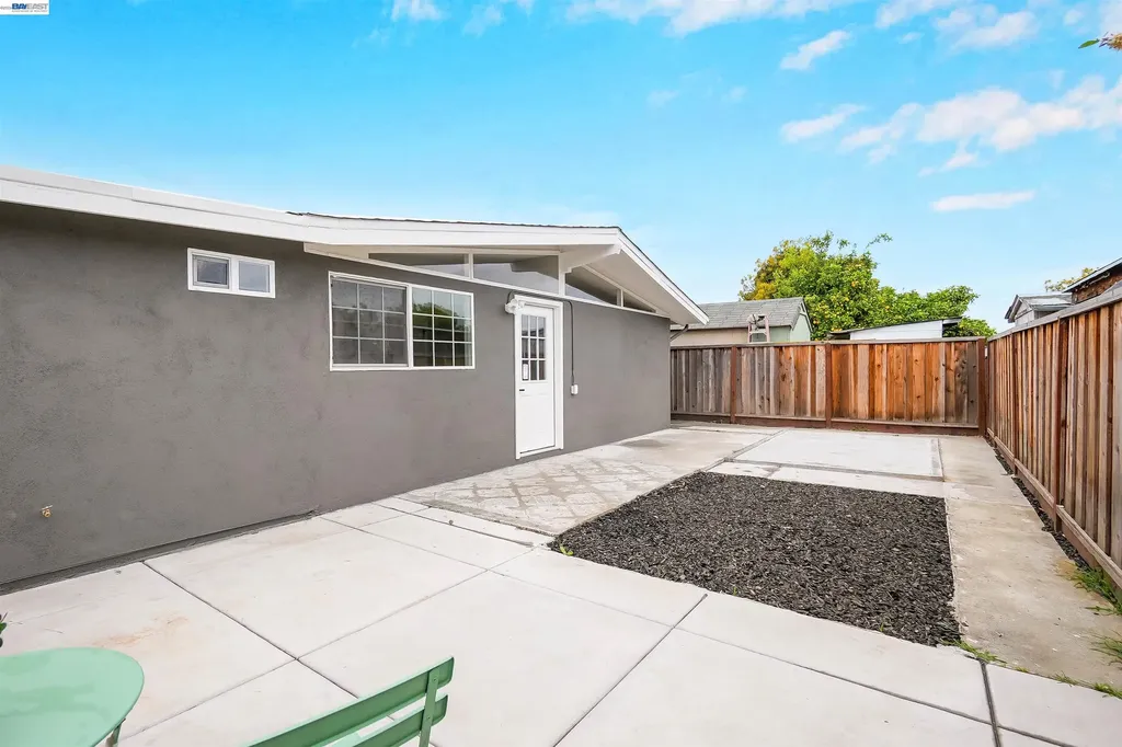27830 Miami Avenue Hayward CA 94545