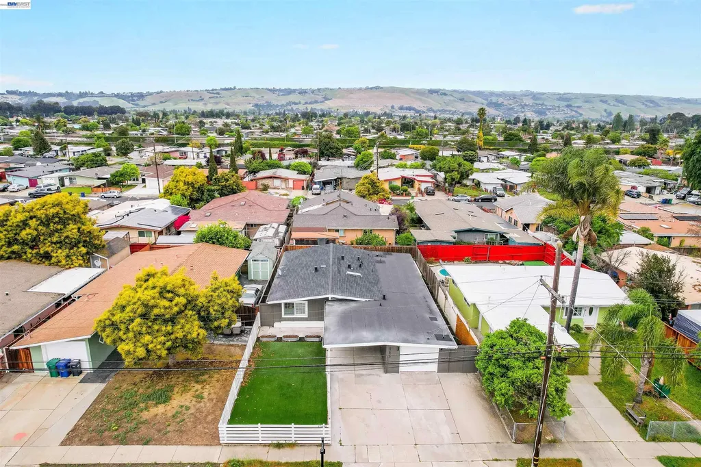 27830 Miami Avenue Hayward CA 94545