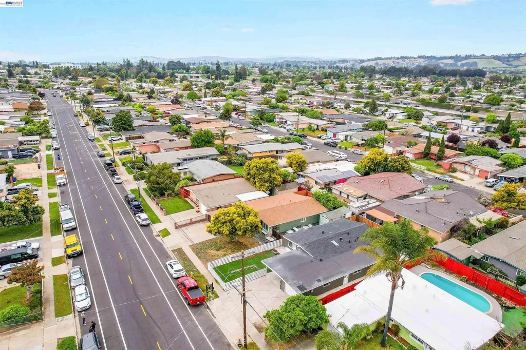 27830 Miami Avenue Hayward CA 94545