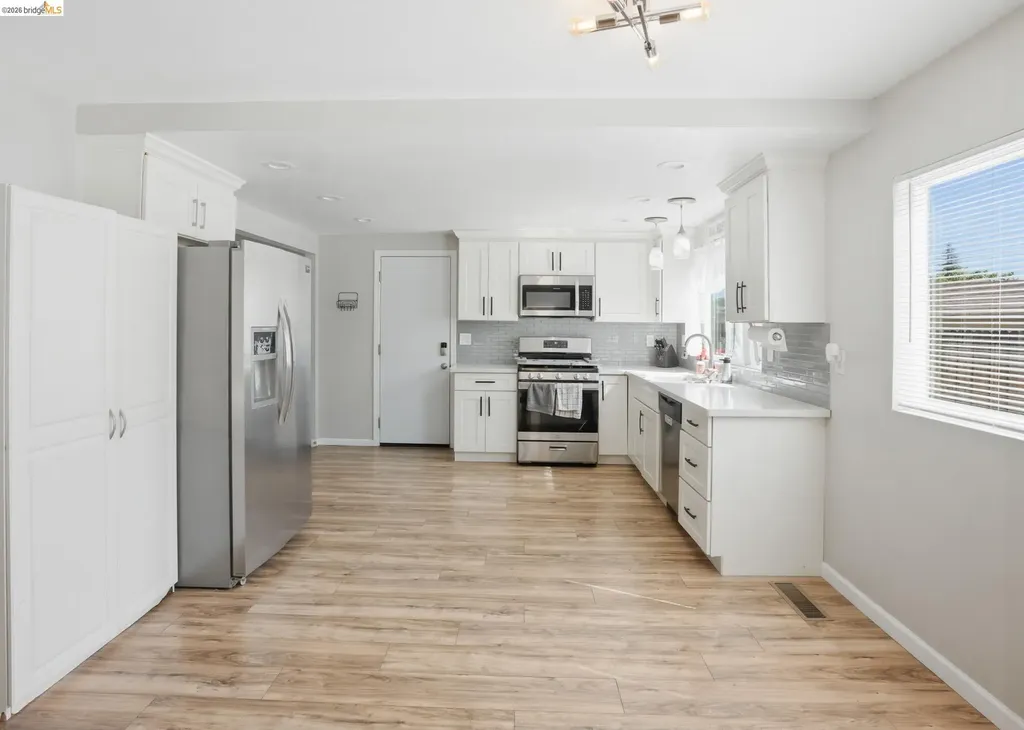 1004 Thomas Court Antioch CA 94509