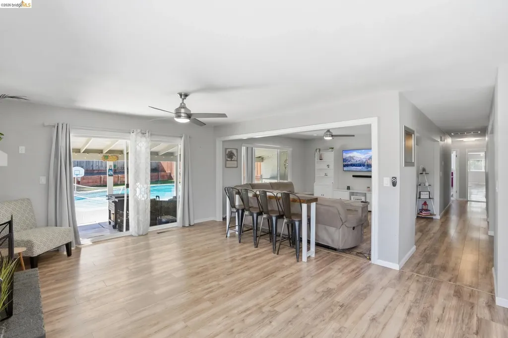 1004 Thomas Court Antioch CA 94509