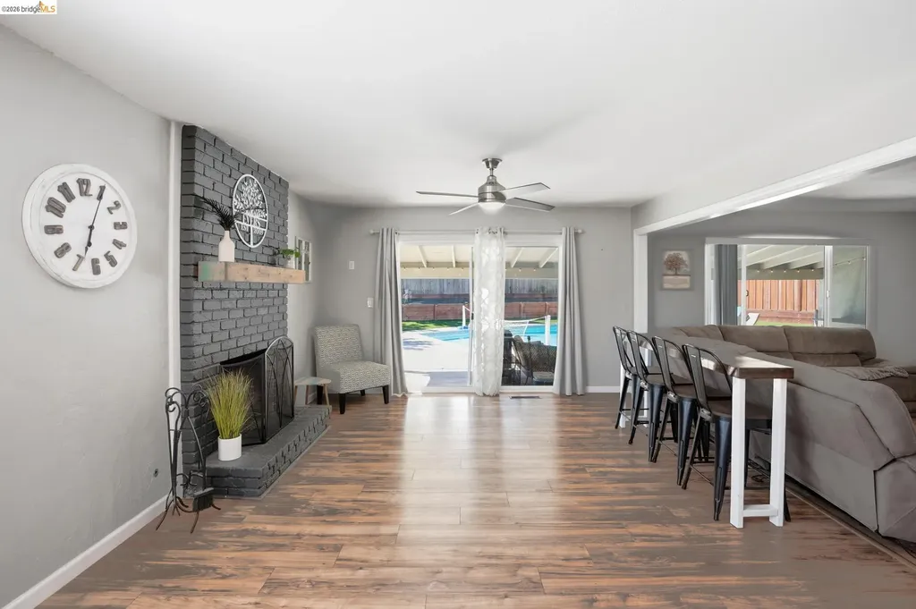 1004 Thomas Court Antioch CA 94509