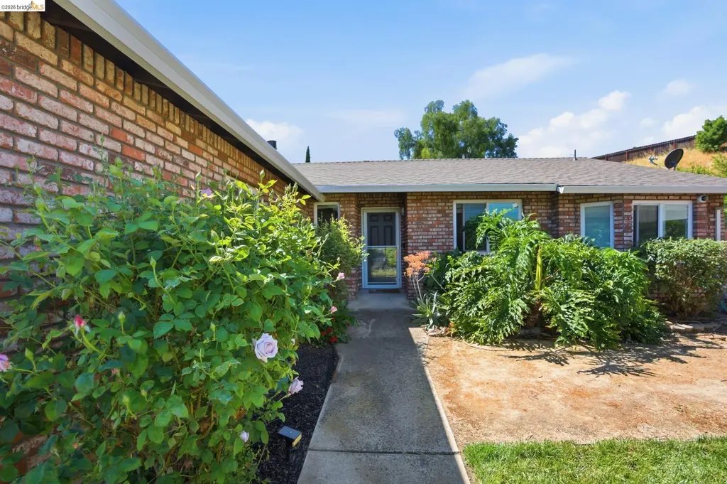 1004 Thomas Court Antioch CA 94509