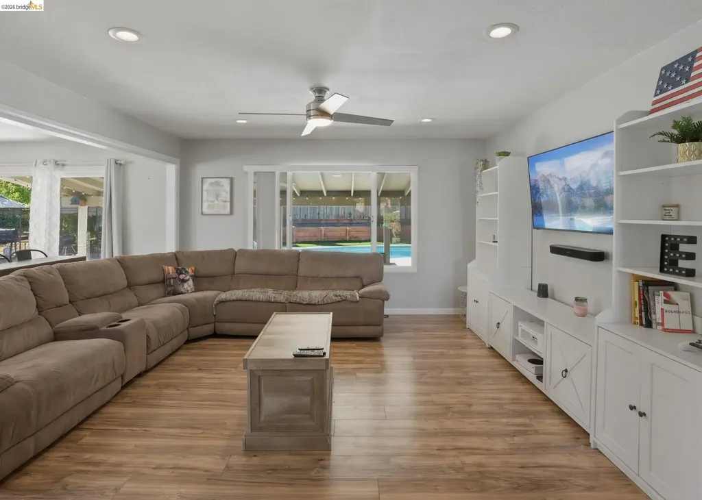 1004 Thomas Court Antioch CA 94509