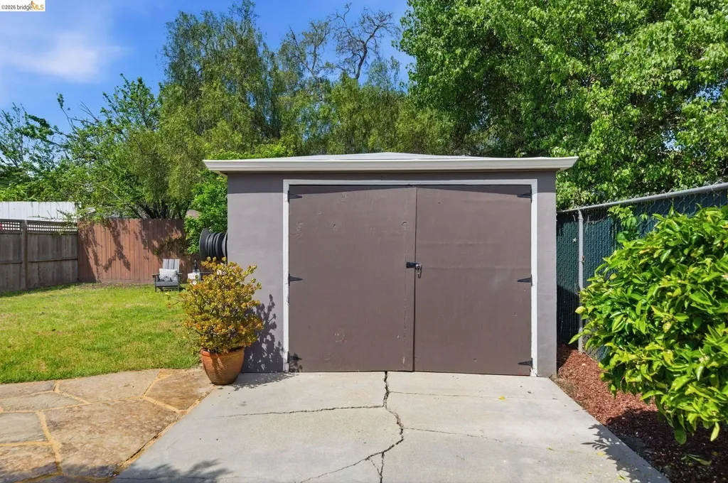 1627 62nd Street Berkeley CA 94703