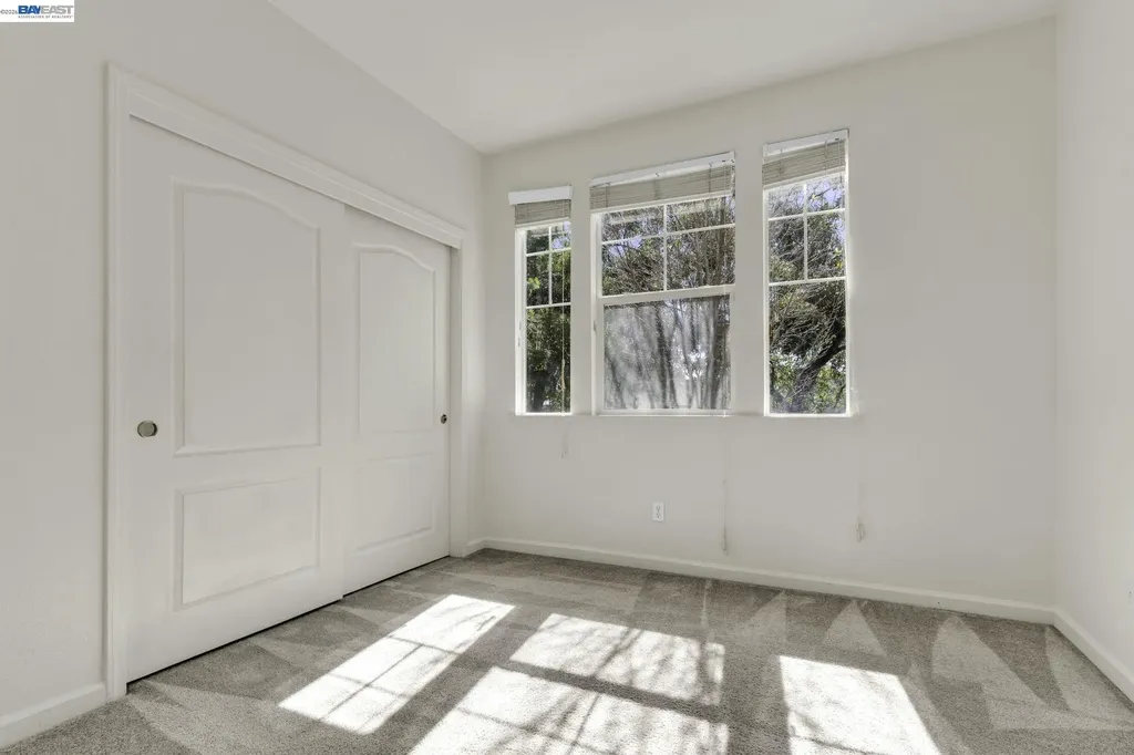 10863 Packard Street Oakland CA 94603