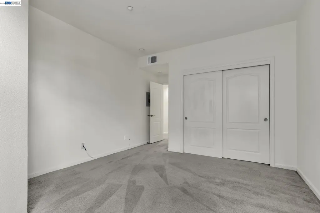 10863 Packard Street Oakland CA 94603