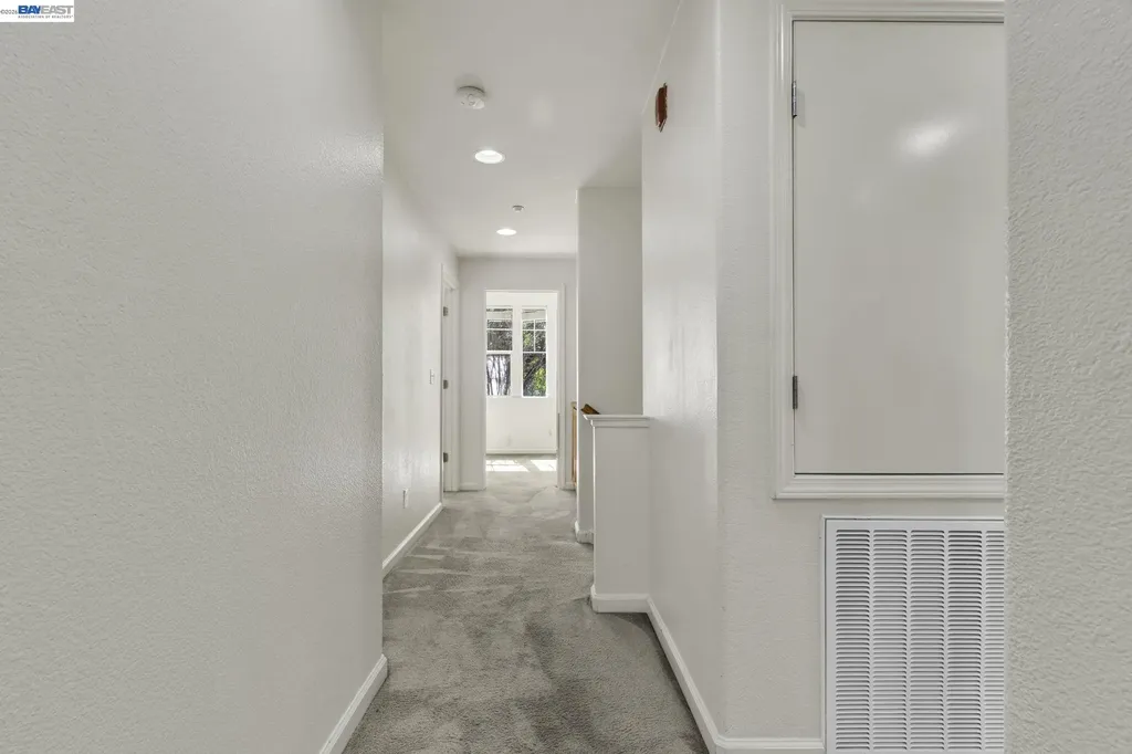 10863 Packard Street Oakland CA 94603