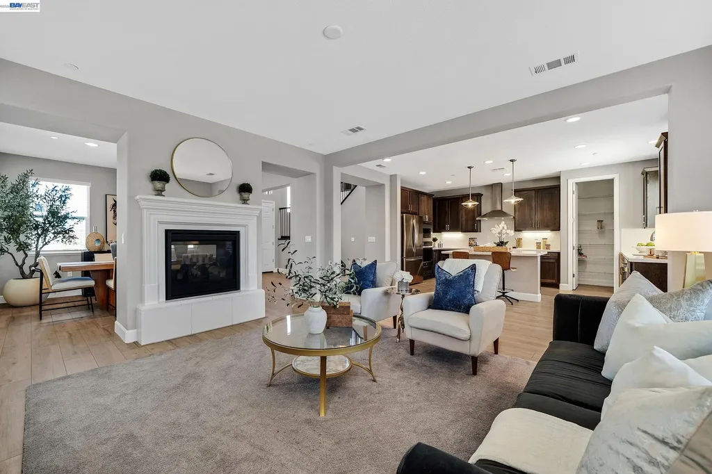 271 Eagle Nest Drive Oakley CA 94561