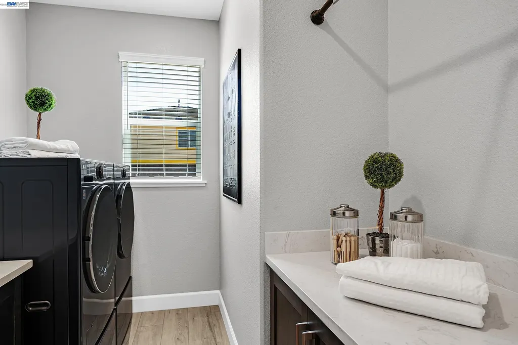 271 Eagle Nest Drive Oakley CA 94561
