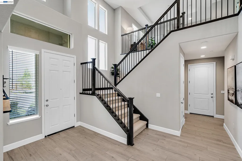 271 Eagle Nest Drive Oakley CA 94561