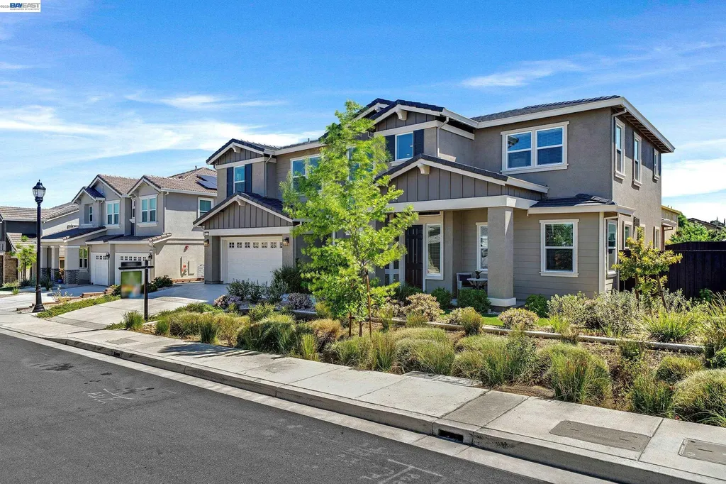 271 Eagle Nest Drive Oakley CA 94561