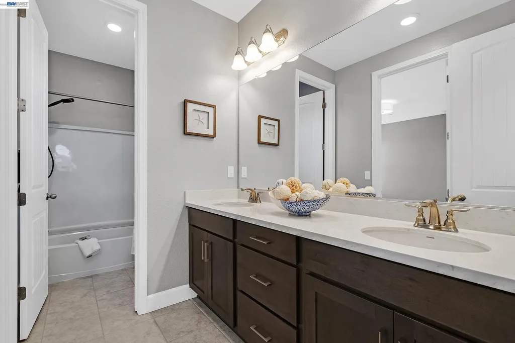 271 Eagle Nest Drive Oakley CA 94561