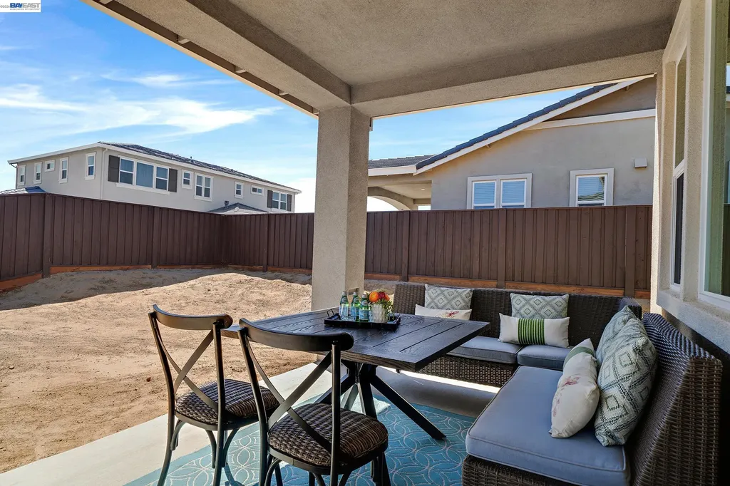 271 Eagle Nest Drive Oakley CA 94561