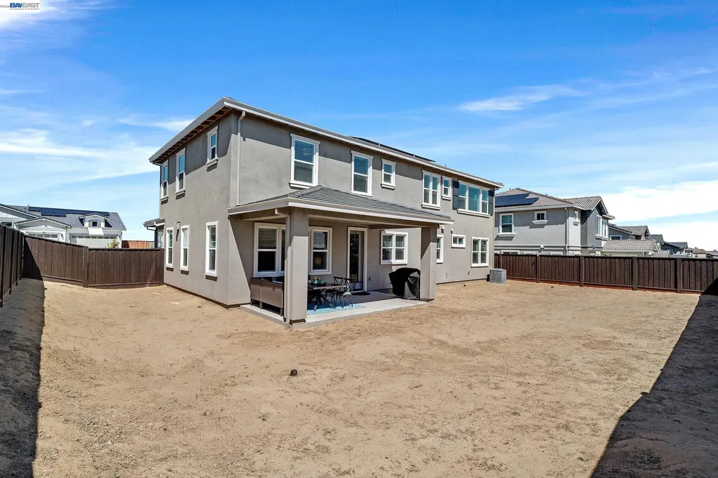 271 Eagle Nest Drive Oakley CA 94561
