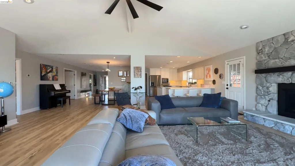 2293 Reef Court Discovery Bay CA 94505