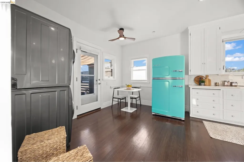 2201 Coloma Street Oakland CA 94602