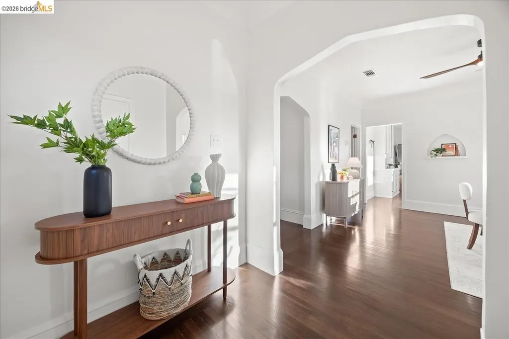 2201 Coloma Street Oakland CA 94602