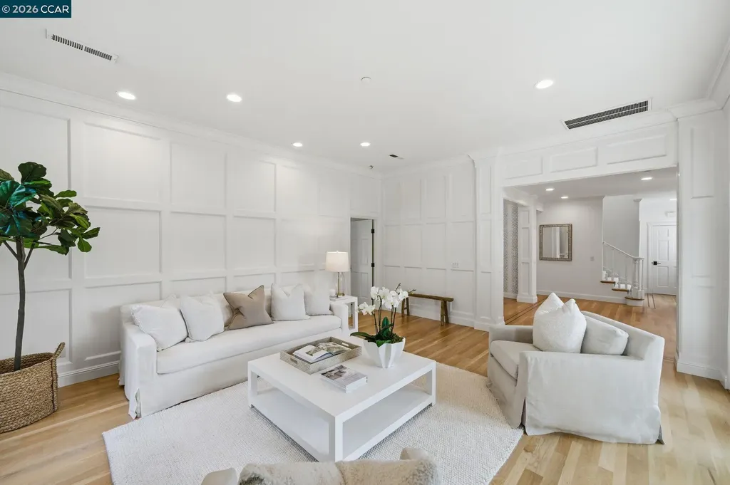 3 Honey Hill Court Orinda CA 94563