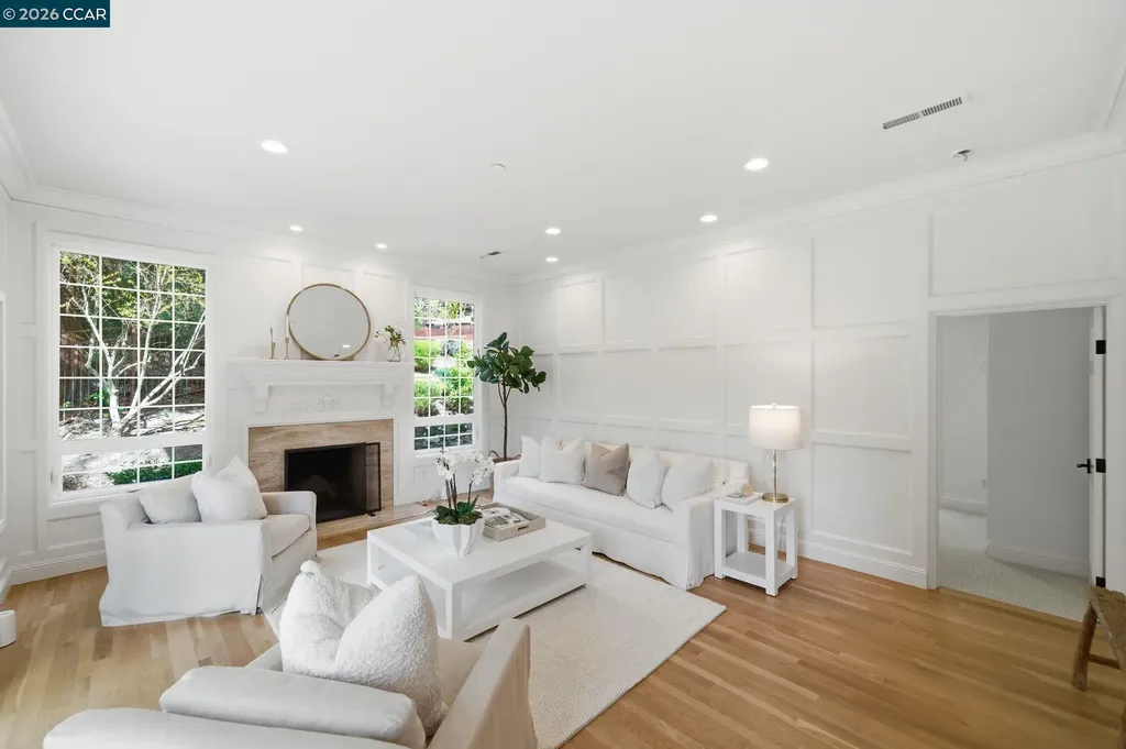 3 Honey Hill Court Orinda CA 94563