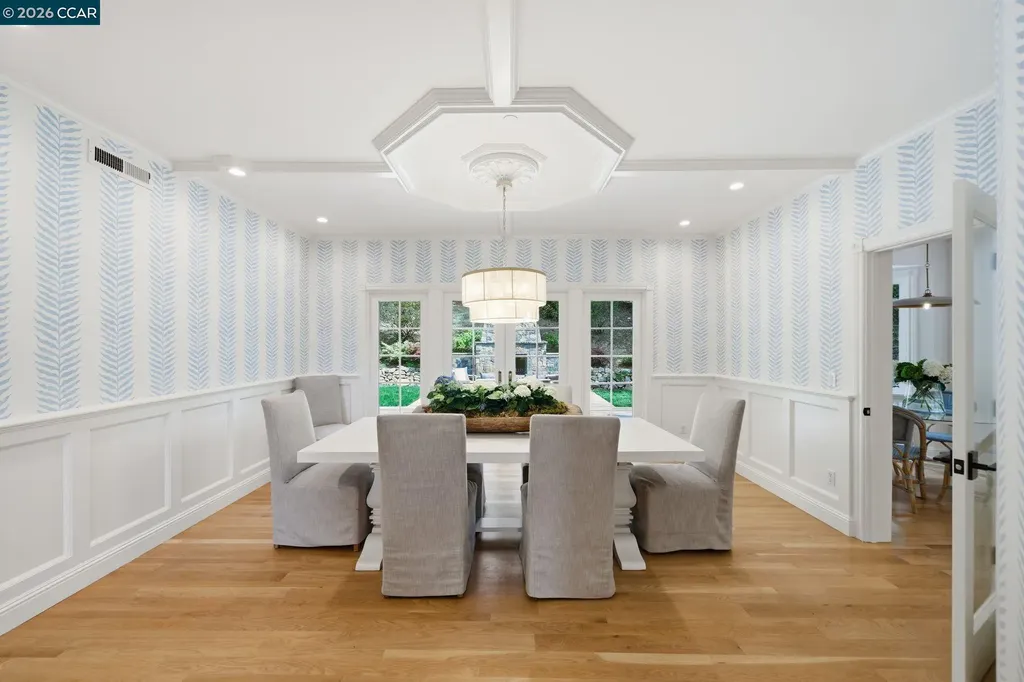 3 Honey Hill Court Orinda CA 94563