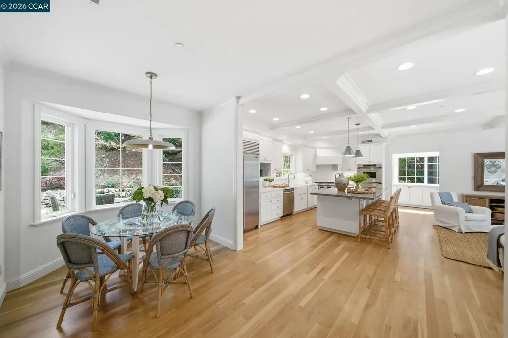 3 Honey Hill Court Orinda CA 94563