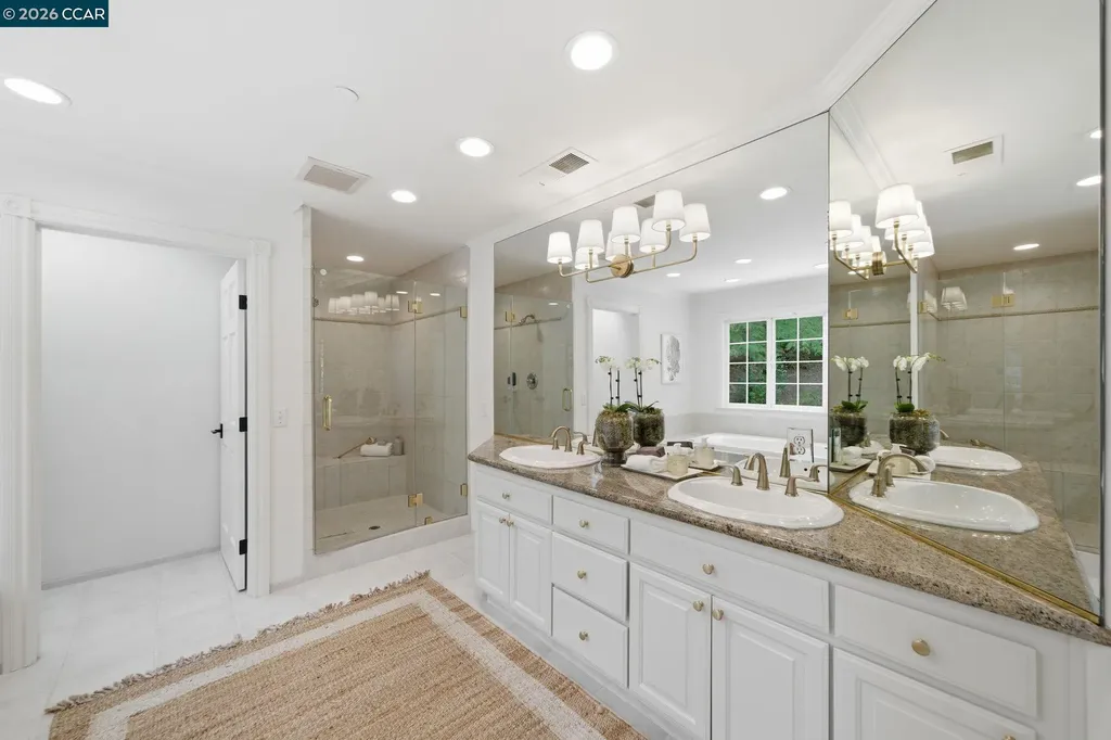 3 Honey Hill Court Orinda CA 94563