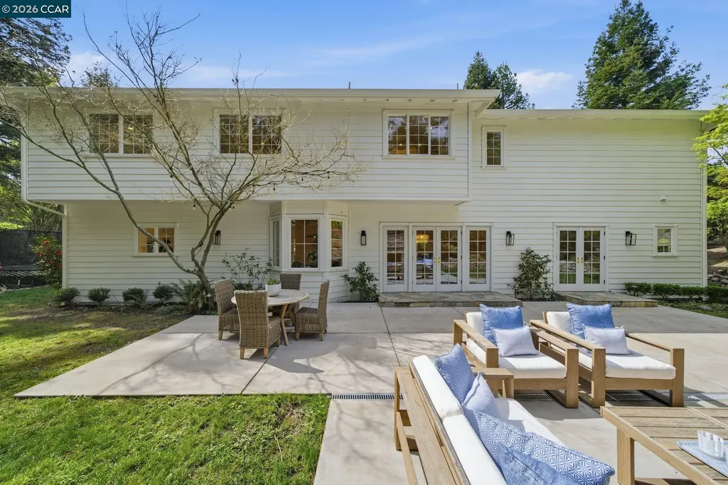 3 Honey Hill Court Orinda CA 94563