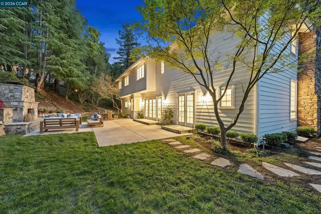 3 Honey Hill Court Orinda CA 94563