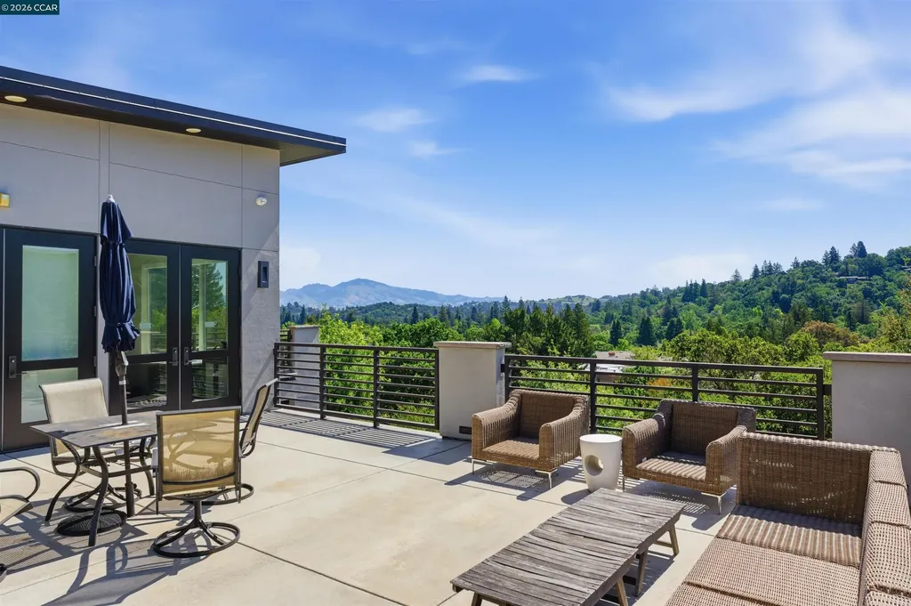 80 Woodbury Highlands Place Lafayette CA 94549