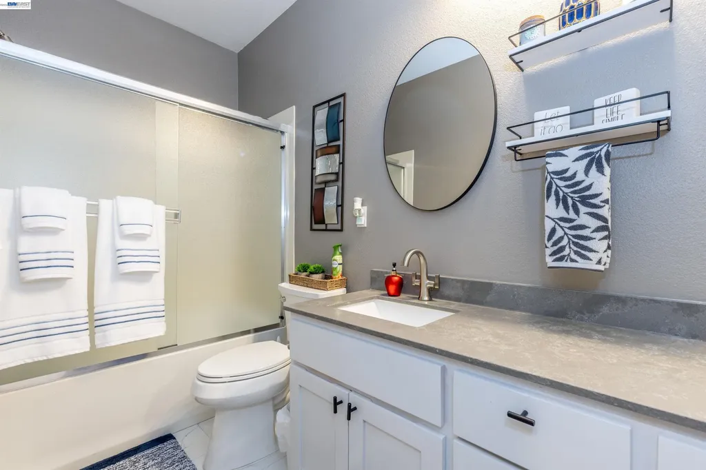 228 1st Street Benicia CA 94510