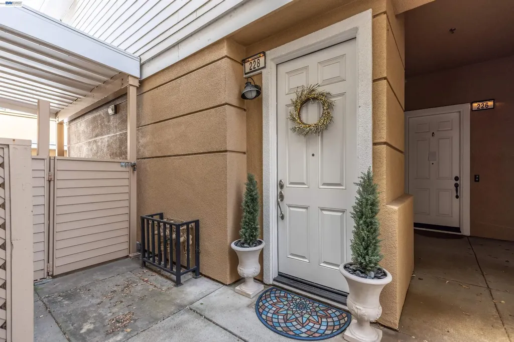 228 1st Street Benicia CA 94510