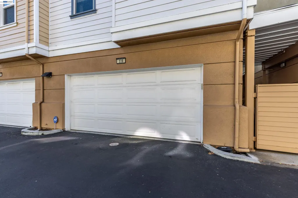 228 1st Street Benicia CA 94510