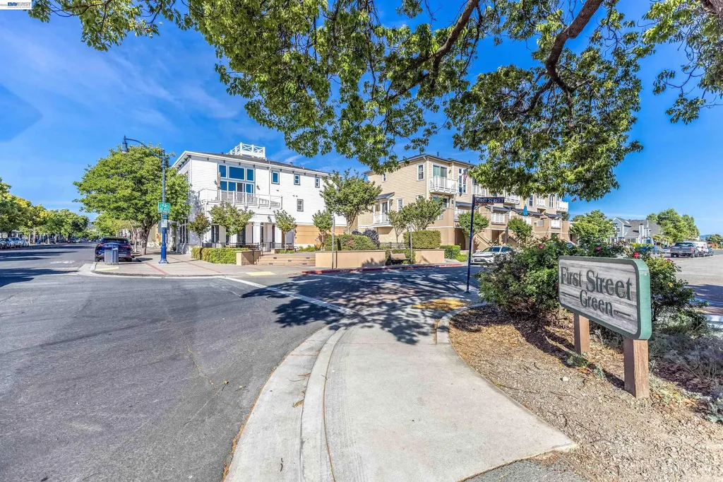 228 1st Street Benicia CA 94510