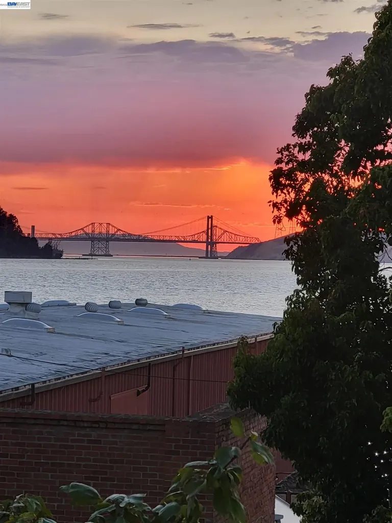 228 1st Street Benicia CA 94510