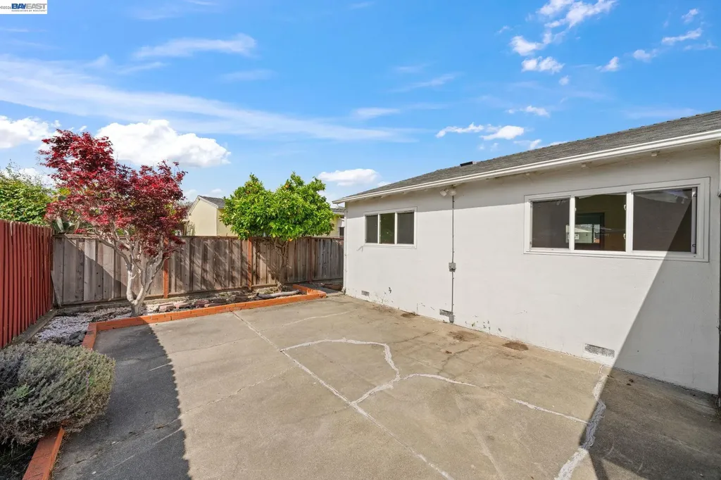 1758 Via Lobos San Lorenzo CA 94580