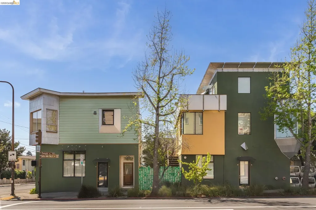 2484 Martin Luther King Jr Way Berkeley CA 94704