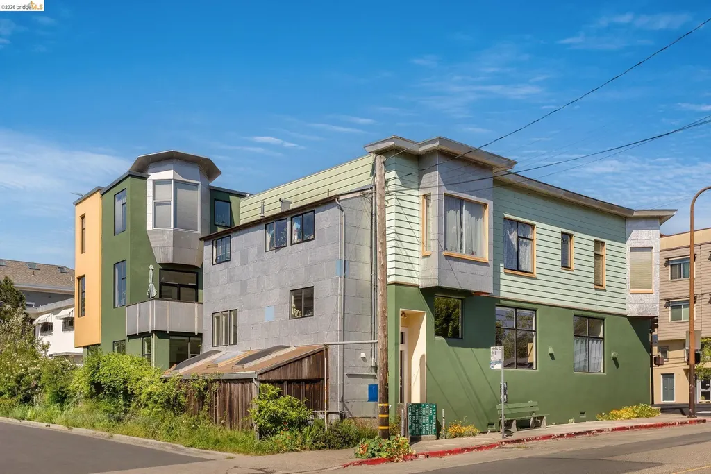 2484 Martin Luther King Jr Way Berkeley CA 94704