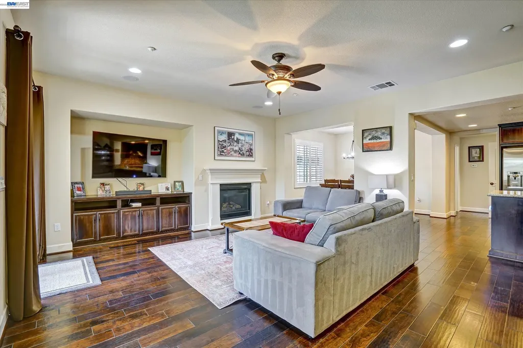 576 Heligan Lane Livermore CA 94551