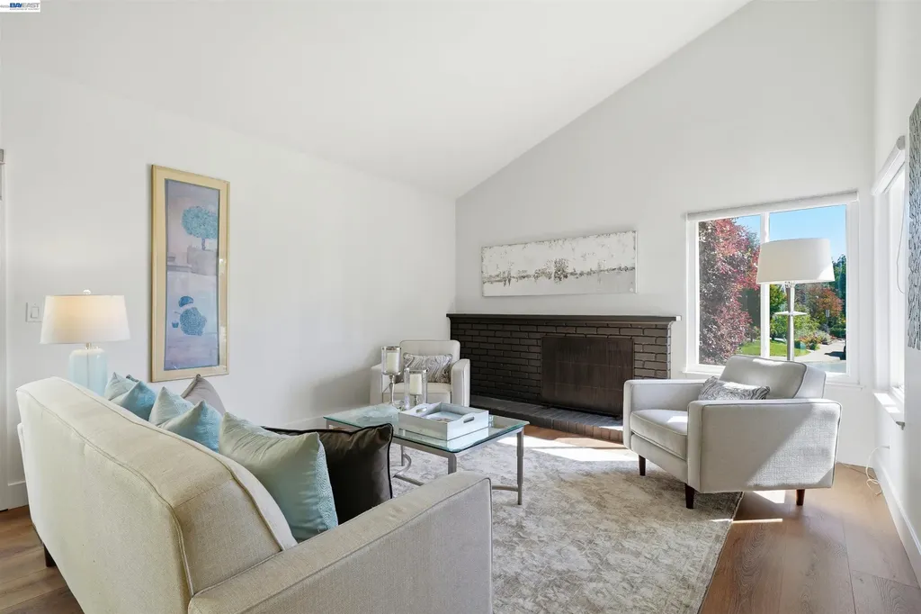 4350 Columbine Drive Pleasanton CA 94588