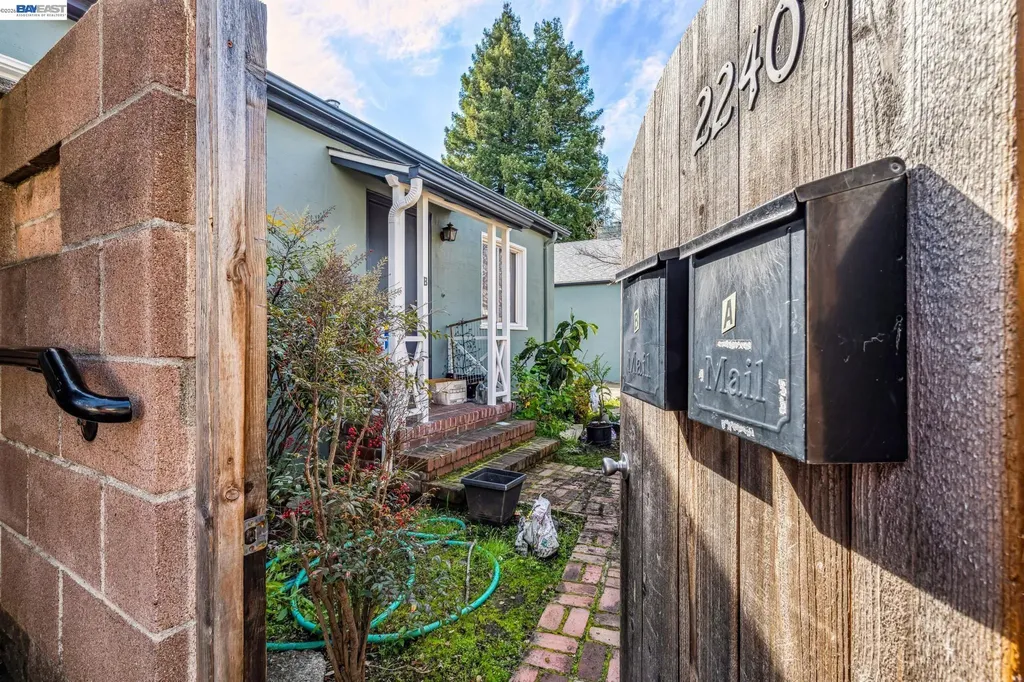 2242 Santa Clara Avenue Alameda CA 94501