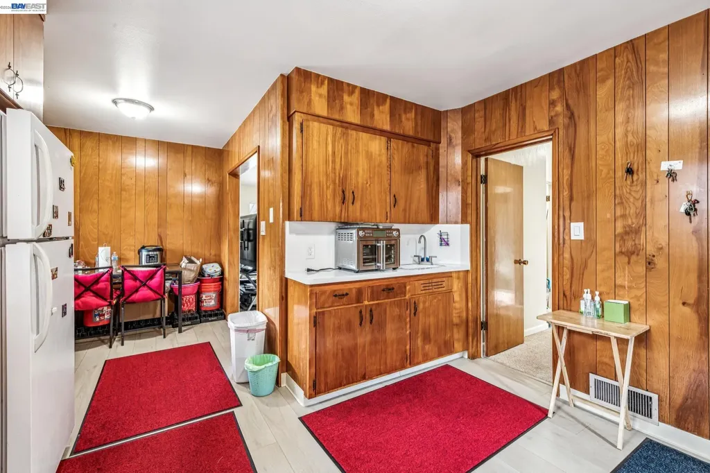 2242 Santa Clara Avenue Alameda CA 94501
