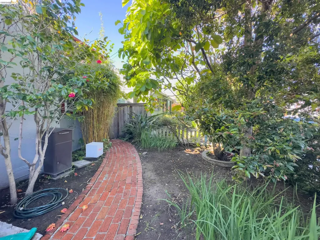 2300 Ashby Avenue Berkeley CA 94705