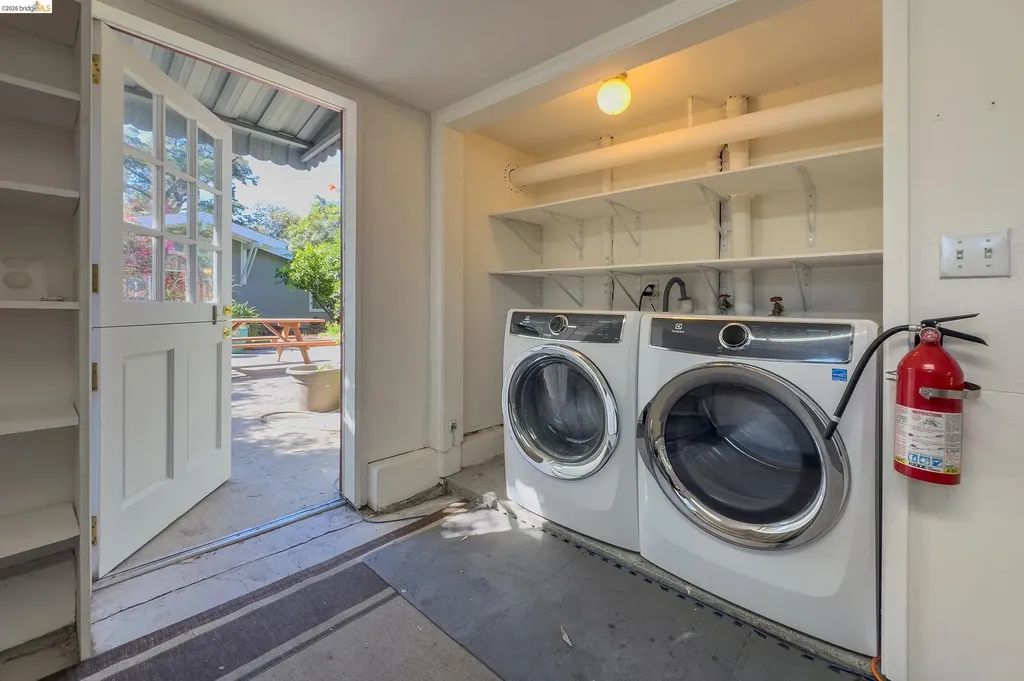 2300 Ashby Avenue Berkeley CA 94705