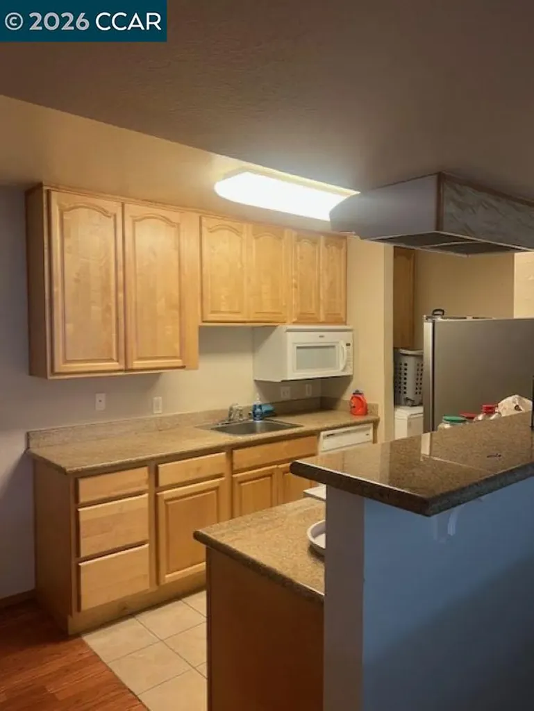 1127 Lakeview Circle Pittsburg CA 94565