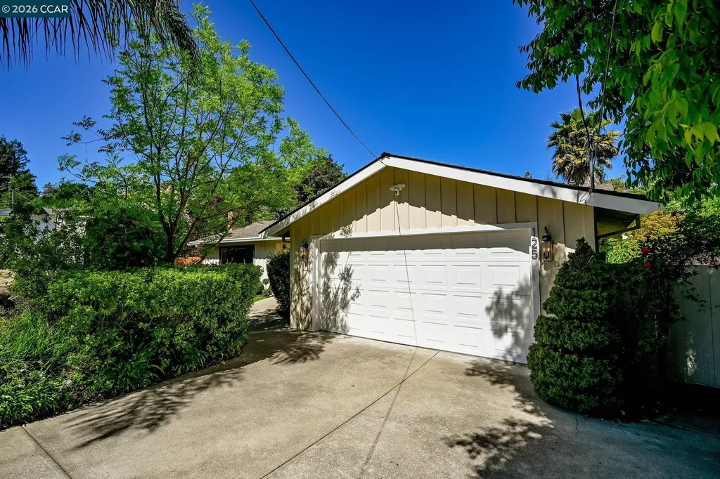 125 Baja Lane Walnut Creek CA 94595