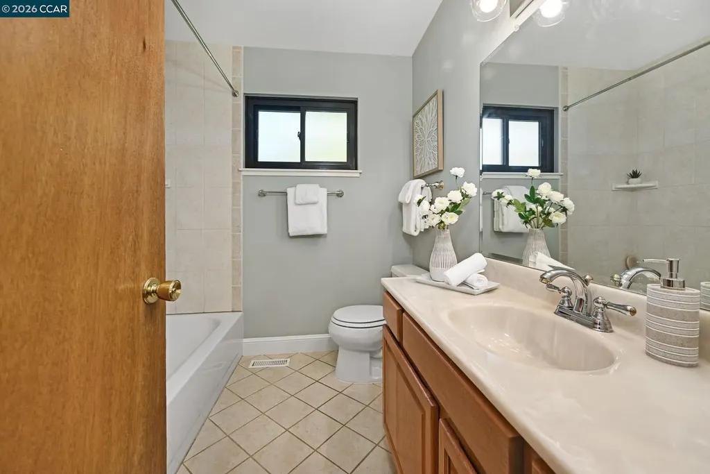 125 Baja Lane Walnut Creek CA 94595