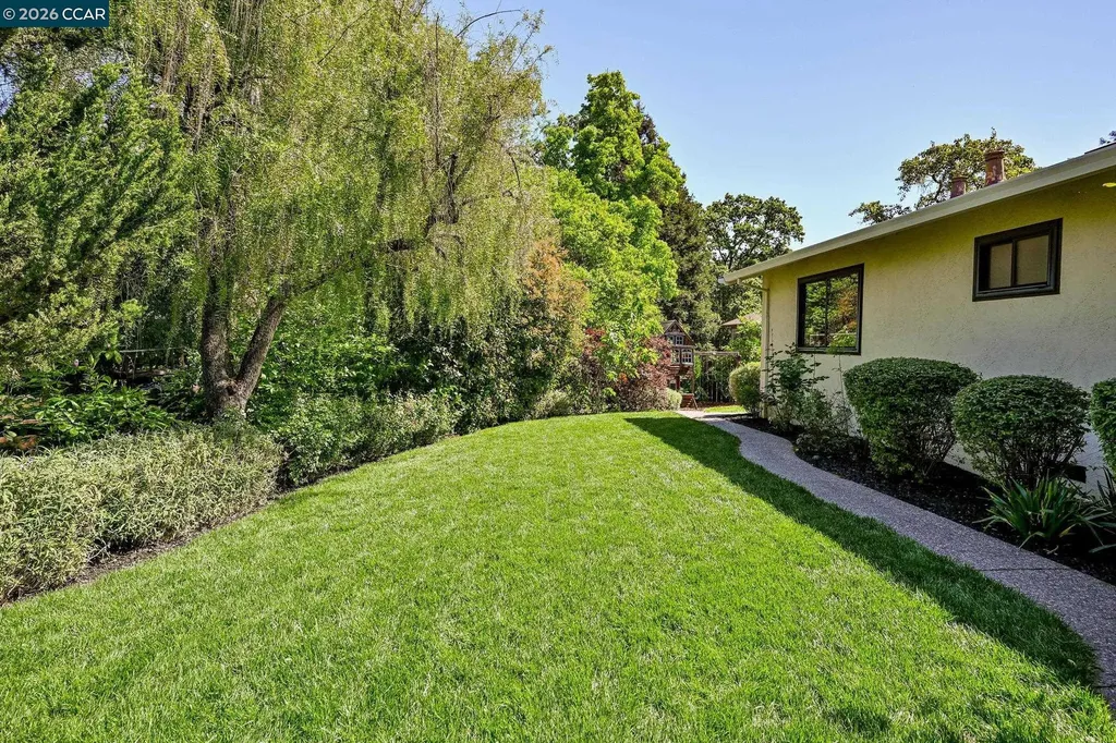 125 Baja Lane Walnut Creek CA 94595