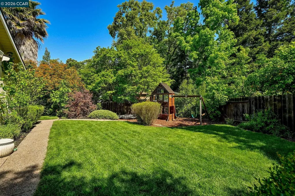 125 Baja Lane Walnut Creek CA 94595