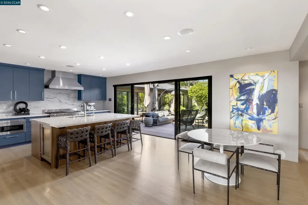 260 Pershing Drive Oakland CA 94611